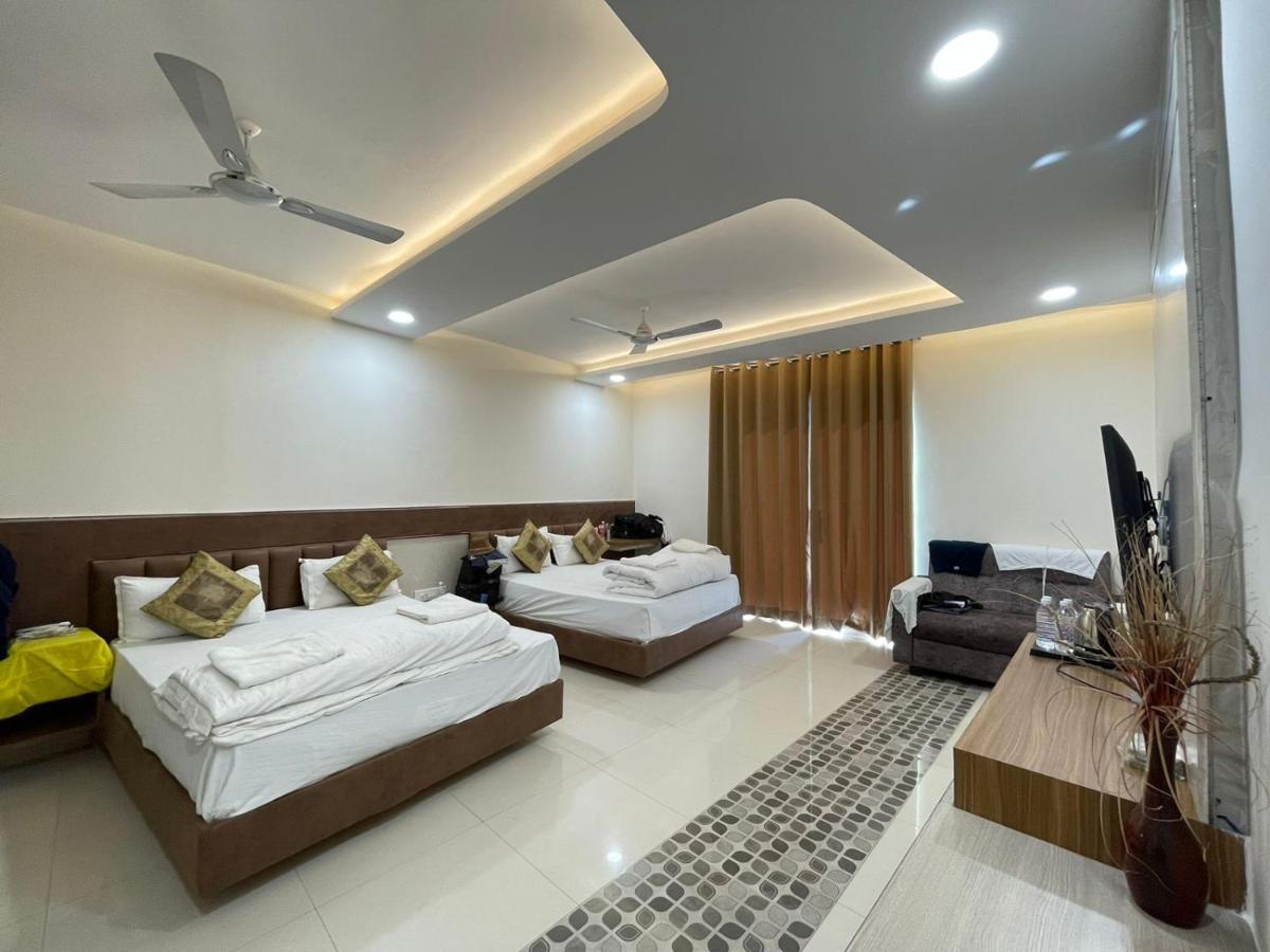 Hotel Santoor 瓦拉纳西 外观 照片