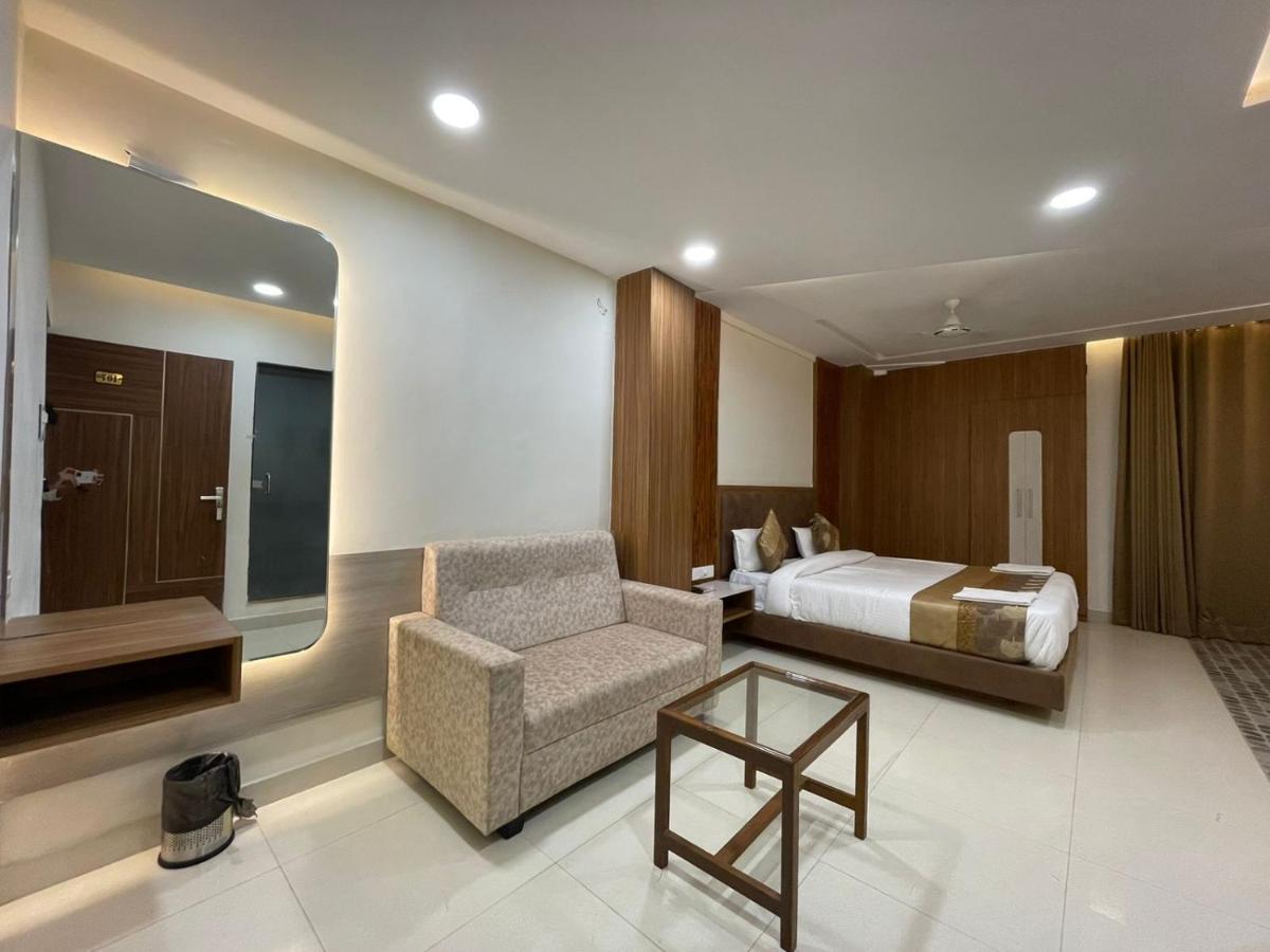 Hotel Santoor 瓦拉纳西 外观 照片