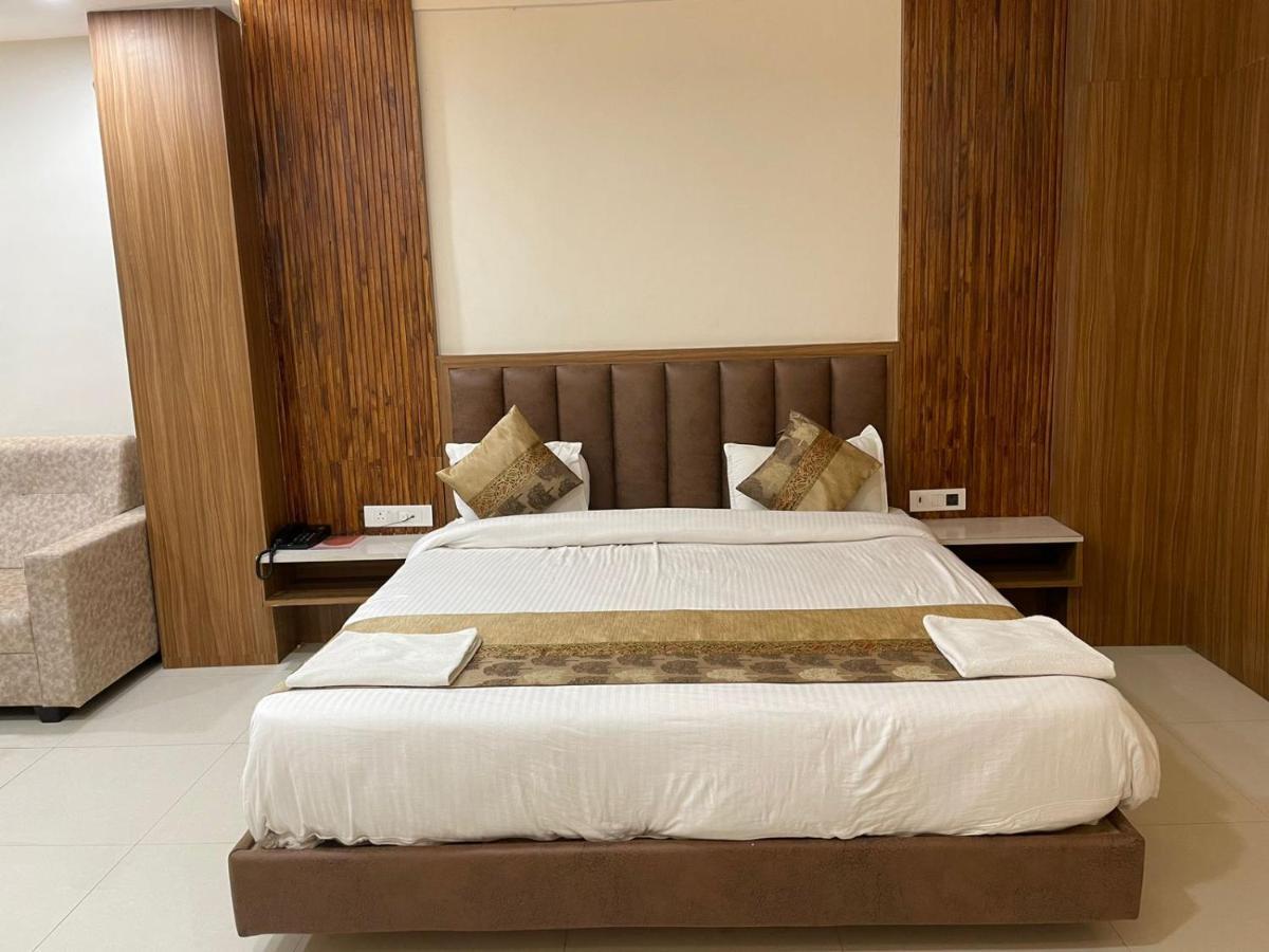 Hotel Santoor 瓦拉纳西 外观 照片