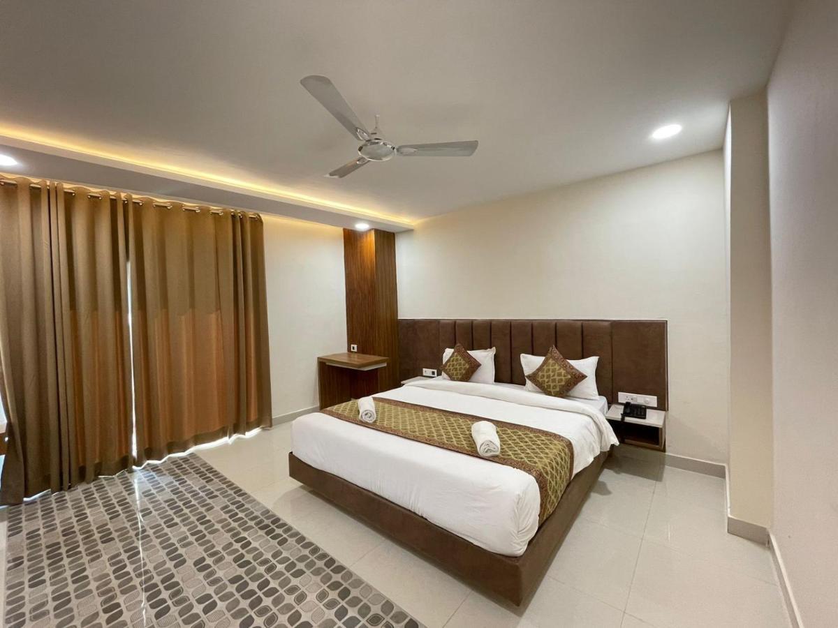 Hotel Santoor 瓦拉纳西 外观 照片